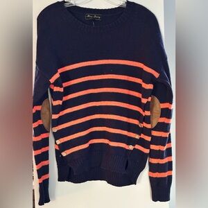 Miss Daisy - Women’s Crewneck Sweater - Size Medium - New Without Tags